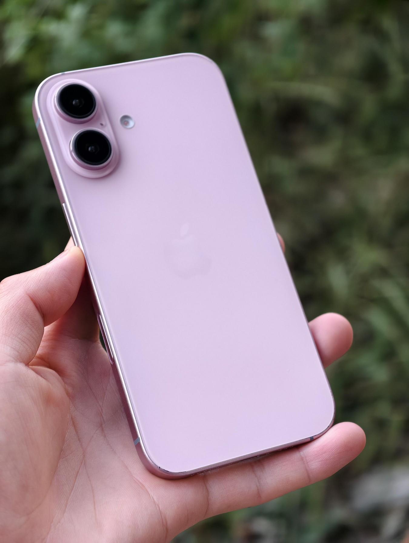 iPhone16己上手,这颜值无敌好嘛